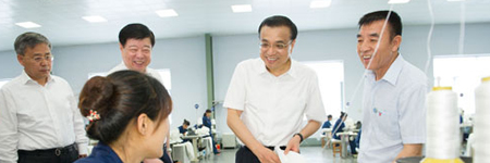 李克強(qiáng)贊環(huán)保企業(yè)理念：“化污泥為資源”